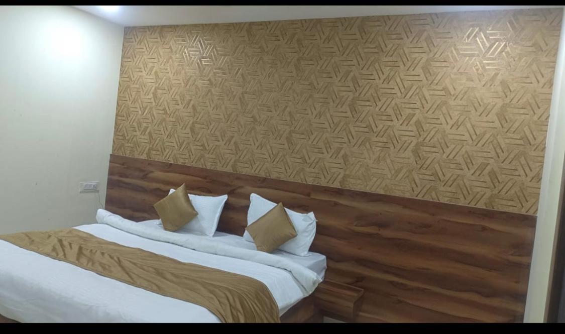 Siddi Vinayaka Hotel 海得拉巴 外观 照片